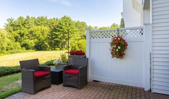 135 Amherst St 28, Amherst, NH 03031