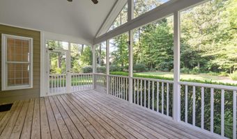 3005 Canopy Woods Dr, Apex, NC 27539