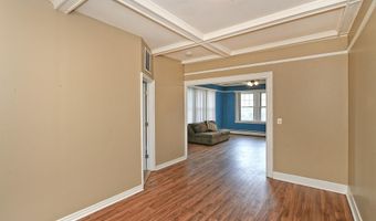 23 Maple Dr, Amityville, NY 11701