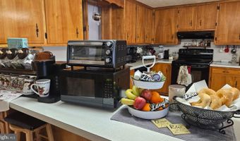 141 E MAIN St, Allensville, PA 17002