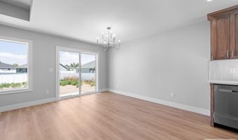 796 Hollow Dr, Ammon, ID 83401