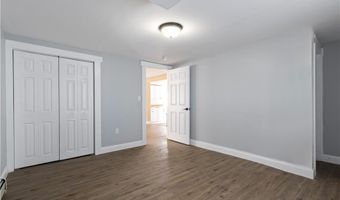 14 W Natick Rd, Warwick, RI 02886