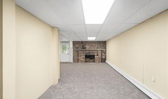 260 Woodville Alton Rd, Hopkinton, RI 02832