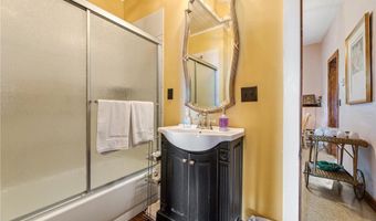 305 N Main St, Alma, WI 54610