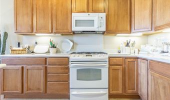 19442 Royal Oaks Rd, Apple Valley, CA 92308