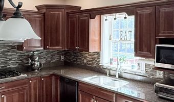 134 Pine Ledge Rd, Bangor, ME 04401
