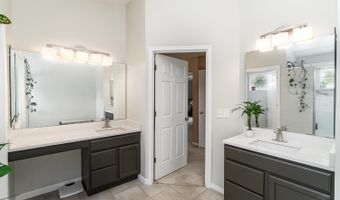 5660 Miss Royal Pass Dr, Miami, OH 45140