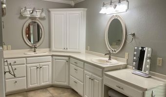 18 Southridge Ct, Batesville, AR 72501