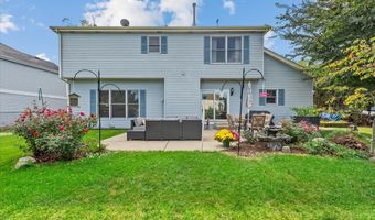 1820 Crofton Dr, Algonquin, IL 60102