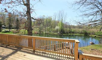 745 McRoberts Ave, Aurora, OH 44202