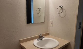 1 Red Lodge Dr 5, Alloway, NJ 07462