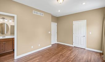5704 County Road 262, Auxvasse, MO 65231