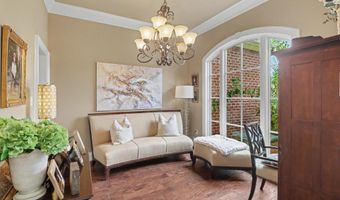 930 Caroline Dr, Biloxi, MS 39532