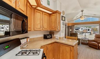 14 P St, Cascade, ID 83611
