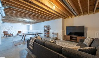 258 Ruby Ct, Alma, MI 48801