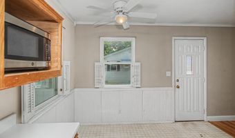 3905 Ontario St, Ames, IA 50014