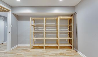 4406 CHURCHMAN Ct, Alexandria, VA 22310