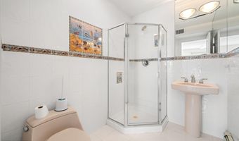 1100 Island Dr, Bayville, NJ 08721