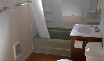 237 245 F St, Hawthorne, NV 89415