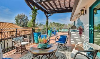 5617 Colodny Dr, Agoura Hills, CA 91301