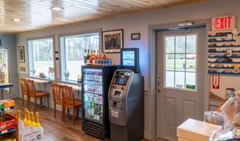 586 Quarry Rd, Wells, ME 04090