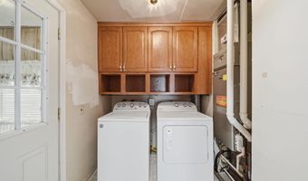 905 Sheffield Ave St, Adrian, MI 49221