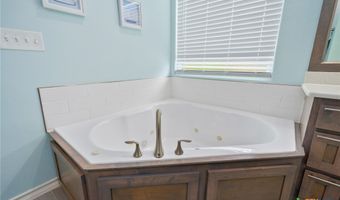 1074 S Bay St, Aransas Pass, TX 78336