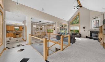 11923 Devonshire St, Algonquin, IL 60102