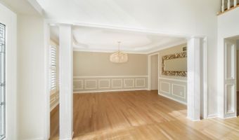 2558 Apple Ridge Ln, Amberley, OH 45236