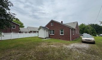 422 E Savannah St, Calhoun Falls, SC 29628