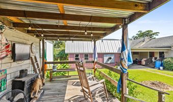 208 S Guegnon St, Abbeville, LA 70510