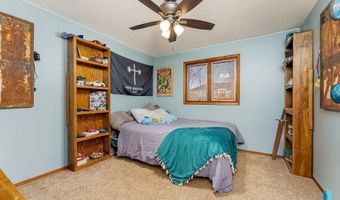 609 S Splitrock Blvd, Brandon, SD 57005