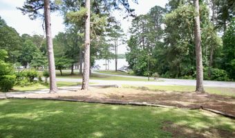 1321 Leverette Ave, Lincolnton, GA 30817