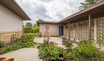 26 Equine Dr, Cody, WY 82414