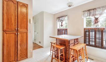 7000 GATTON Sq, Alexandria, VA 22315