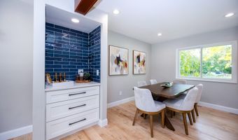 5120 Hensley Dr, Ann Arbor, MI 48103
