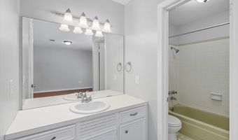 23 Fox Glen Cir, Brandon, MS 39042