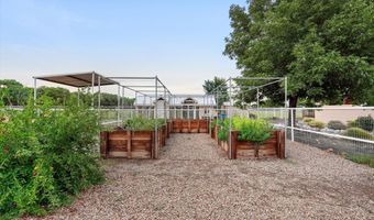 325 Braught Ln, Bosque Farms, NM 87068