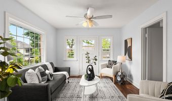 705 JACKSON St, Oregon City, OR 97045