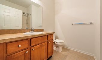 854 W Summerfield Glen Cir W 116, Ann Arbor, MI 48103