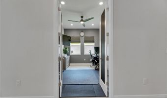 7420 PARADISO Dr, Apollo Beach, FL 33572
