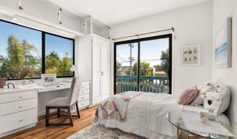 649 Bayview Dr, Aptos, CA 95003