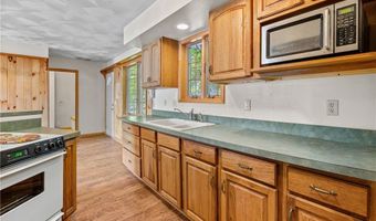 157 Sandy Point Dr, Amboy, NY 13028