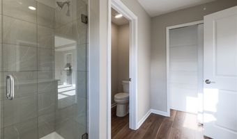 950-5 Memory Ln, Aurora, OH 44202