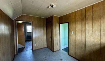 52 Senter St, Ahmeek, MI 49901