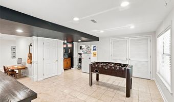 703 Trago Creek Dr, Ballwin, MO 63021