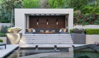 21 Drifting Shadow Way, Las Vegas, NV 89135