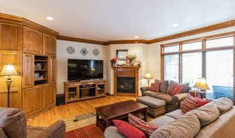 7319 NW Fisher Ln, Ankeny, IA 50023