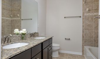 25890 RACING SUN Dr, Aldie, VA 20105