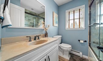 153 S Bayview Ave, Amityville, NY 11701